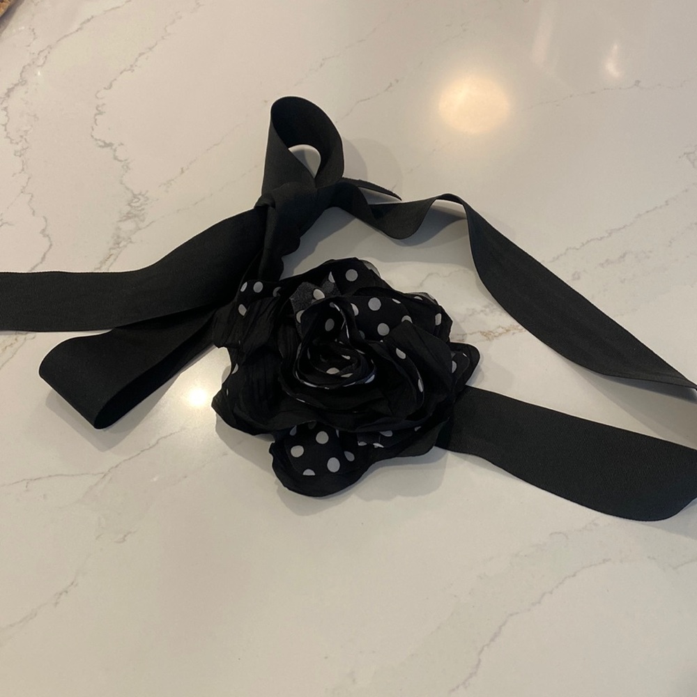 🤩Black gross grain ribbon and flower belt🤩